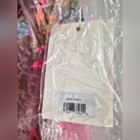 Mac Duggal Pink Embellished Lace & Sequin Gown, size 2, NWT - Picture 6 of 13